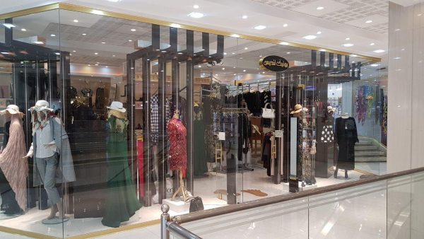 طراحی فروشگاه لباس